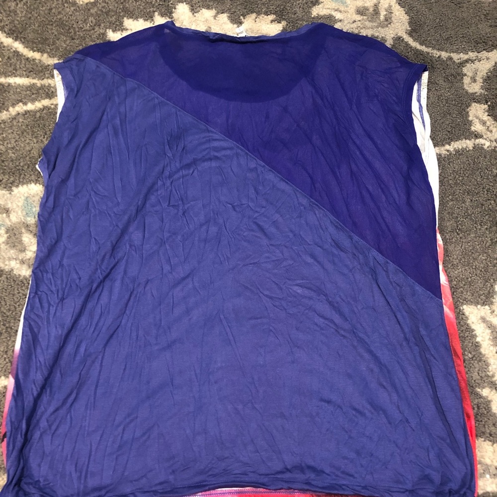 Express Top - Picture 2 of 2